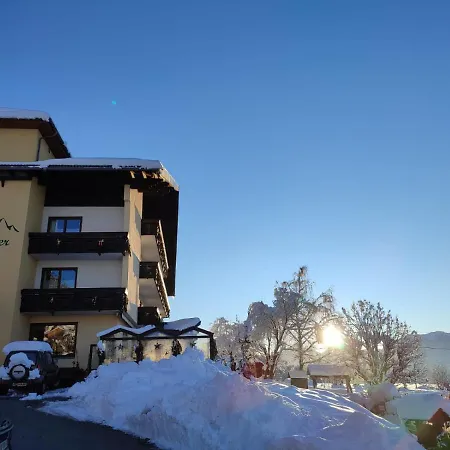 Hotel Presslauer 3*
