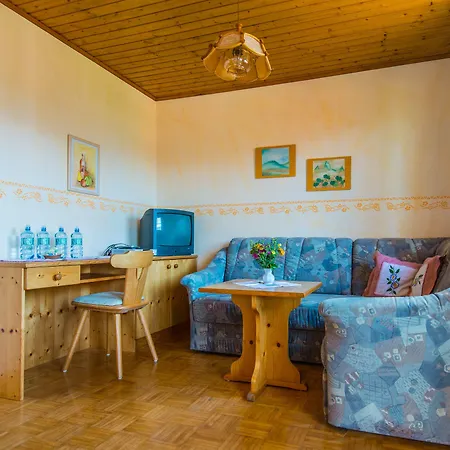 Hotel Presslauer Jenig