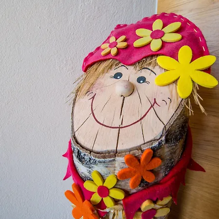 披若斯劳尔山酒店 Jenig