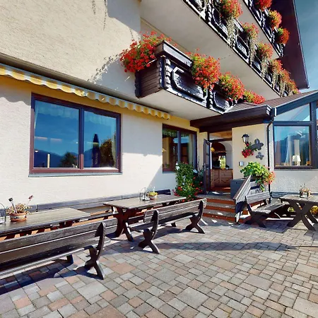 Hotel Presslauer Jenig