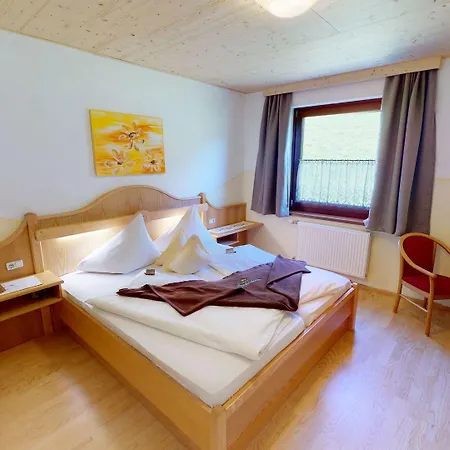 Presslauer Hotel Jenig