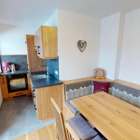 Hotel Presslauer Jenig